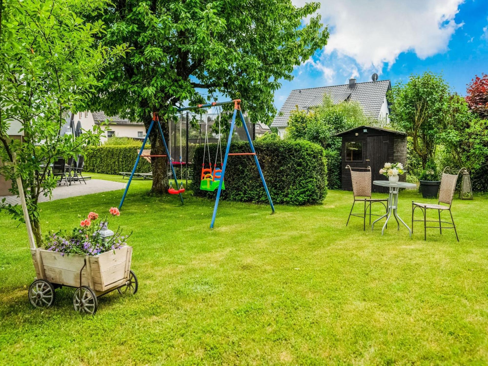 Luxurious Apartment In Medebach Near Public Pool Exteriör bild